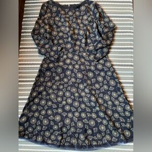 RW & CO Size Medium Floral Dress